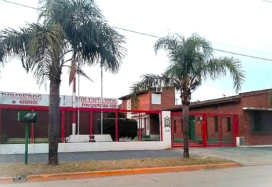 00 bomberos ucacha cuartel1
