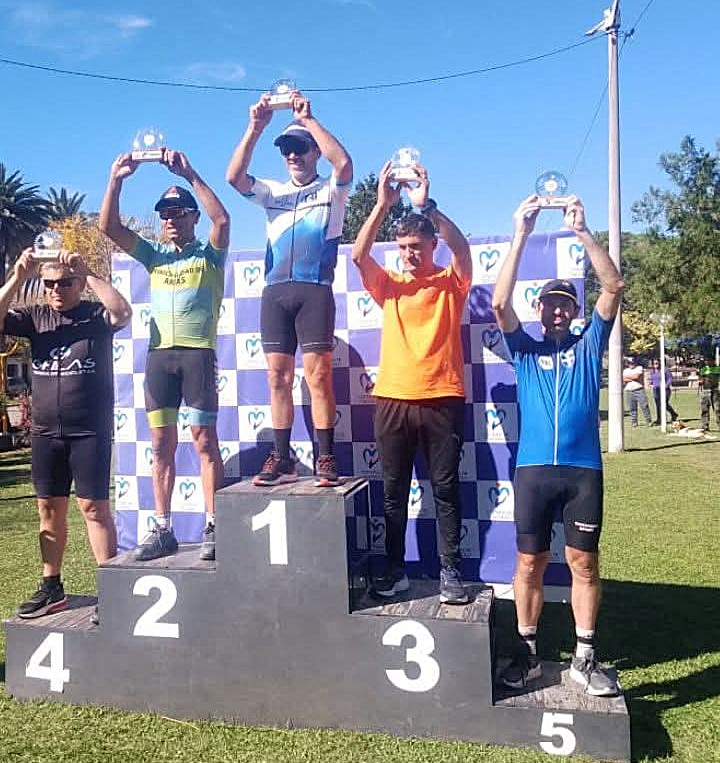 1a Bernardi abril25 cigno