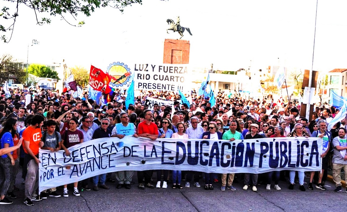 Educacion Publica rio cuarto