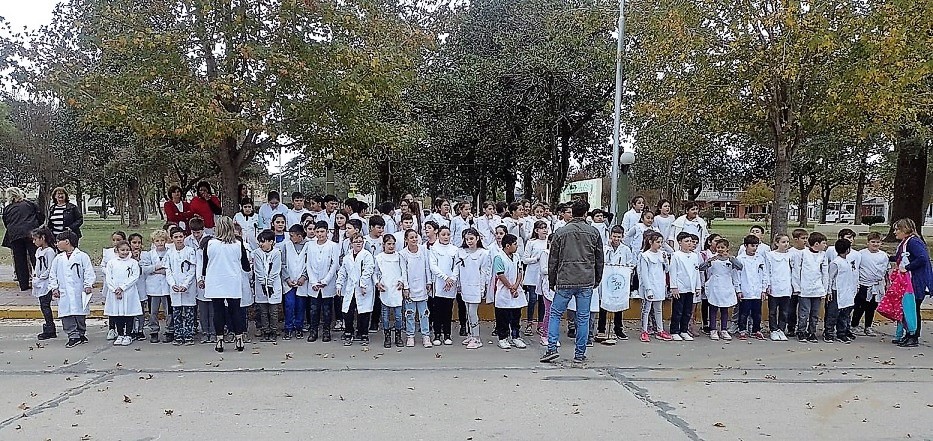 Himno esc Guerrico 2