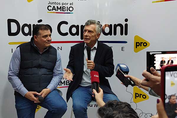 Macri Capitani 00