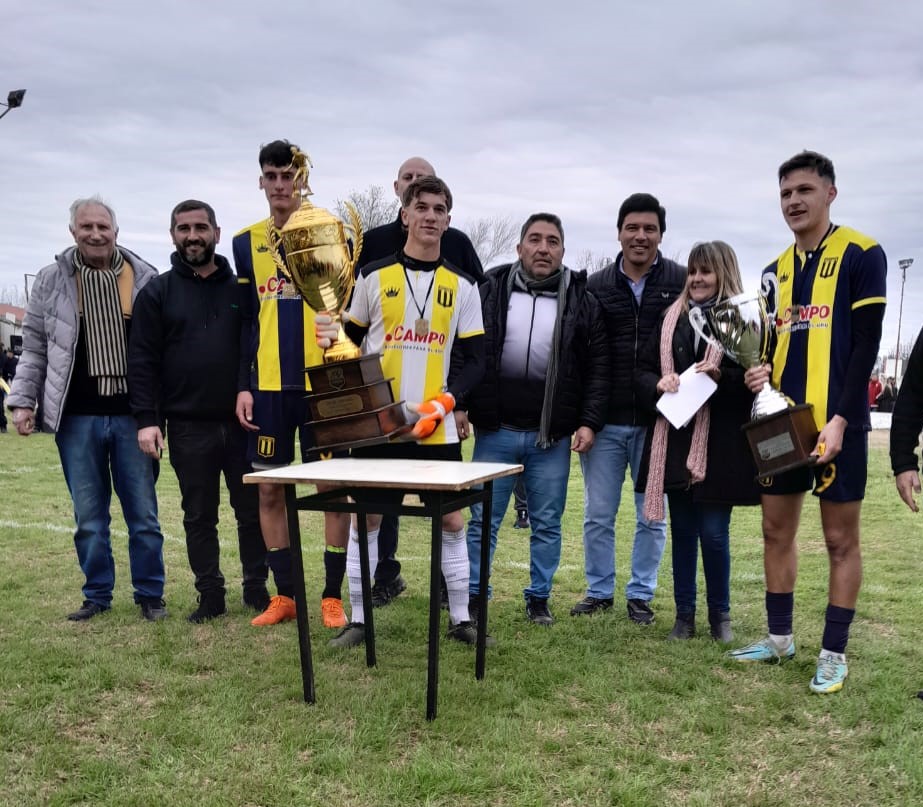 Tercera Olimpo Campeon 00