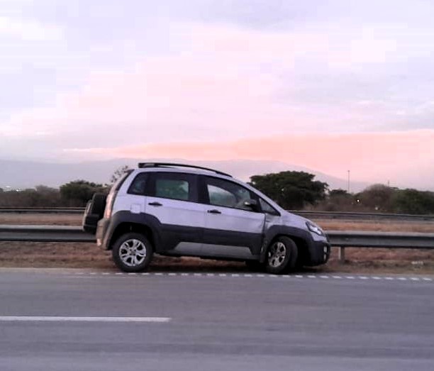 auto arzobispo obispo auxiliar tucuman